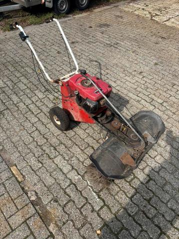 tielburger tk42 veegmachine, opknapper, borstelmachine beschikbaar voor biedingen