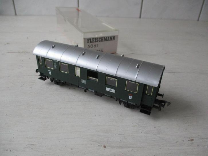 Fleischmann Personen Wagen DB no 5061, Hobby en Vrije tijd, Modeltreinen | H0, Zo goed als nieuw, Wagon, Gelijkstroom, Fleischmann