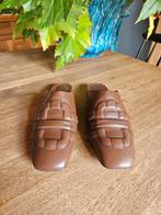 Morobé Mary nieuw (39) nieuwprijs 425 euro, Ophalen, Bruin, Nieuw, Sandalen of Muiltjes