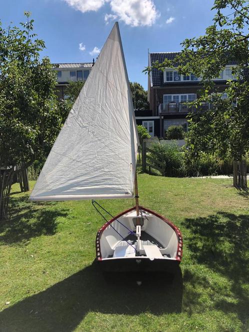 Kinderzeilboot Piraatje compleet met zeil en tuig, Watersport en Boten, Zeilen en Zeiltoebehoren, Gebruikt, Minder dan 15 m², Minder dan 3 meter
