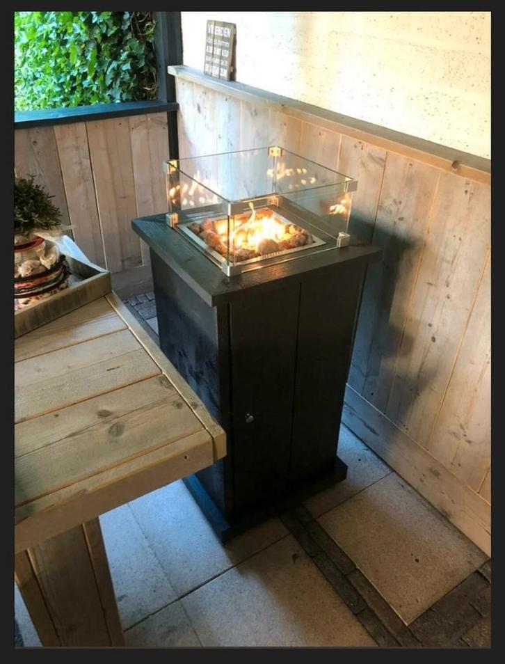 Vuurtafel-zuil met RVS brander, glazen ombouw en afdekplaat, Tuin en Terras, Terrasverwarmers, Nieuw, Vloer, Ophalen
