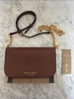 Burberry tas, Sieraden, Tassen en Uiterlijk, Tassen | Damestassen, Ophalen of Verzenden, Zo goed als nieuw, Handtas