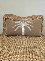 Palmboom kussenhoes uit Bali nr 10, Huis en Inrichting, Bruin, Ophalen of Verzenden, Tropical Home, Rechthoekig