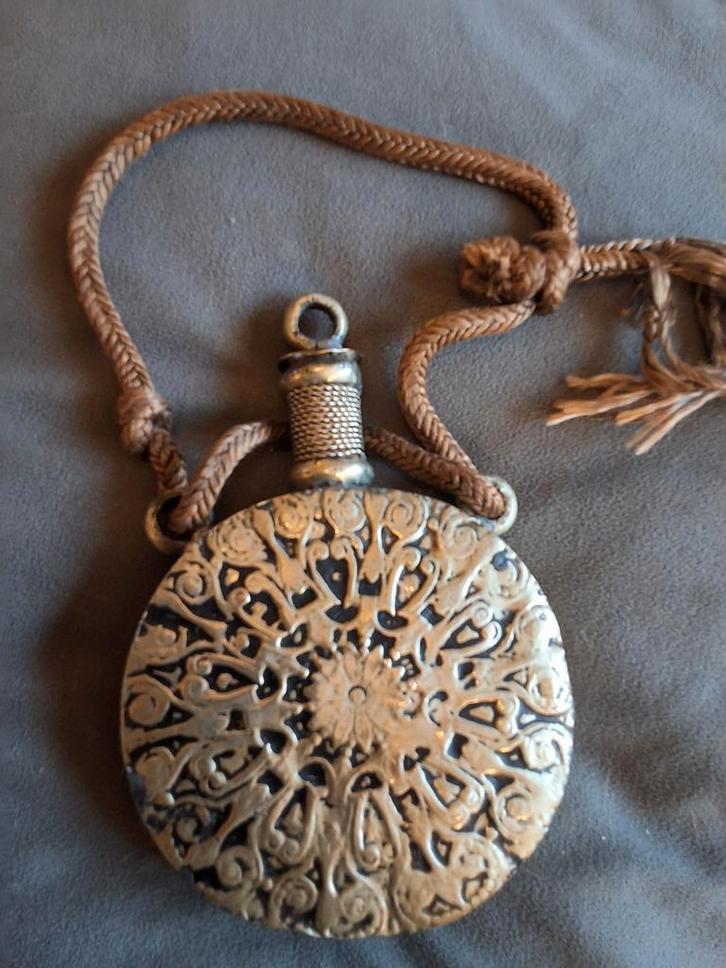 Antiek Griekse kruitfles ca 1900 verzilverd brons izgs, Antiek en Kunst, Antiek | Koper en Brons, Ophalen of Verzenden