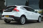 VOLVO V40 CROSS COUNTRY 1.5 T3 AUT. POLAR+ LUXURY | PANO | L, Auto's, Volvo, Euro 6, 4 cilinders, 700 kg, Wit