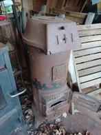 Ouderwetse  Houtkachel in Goede Staat, Huis en Inrichting, Kachels, Gebruikt, Houtkachel, Ophalen of Verzenden, Vrijstaand