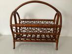 Vintage retro rotan / riet krantenbak lectuurbak, Huis en Inrichting, Woonaccessoires | Krantenbakken en Lectuurbakken, Ophalen of Verzenden