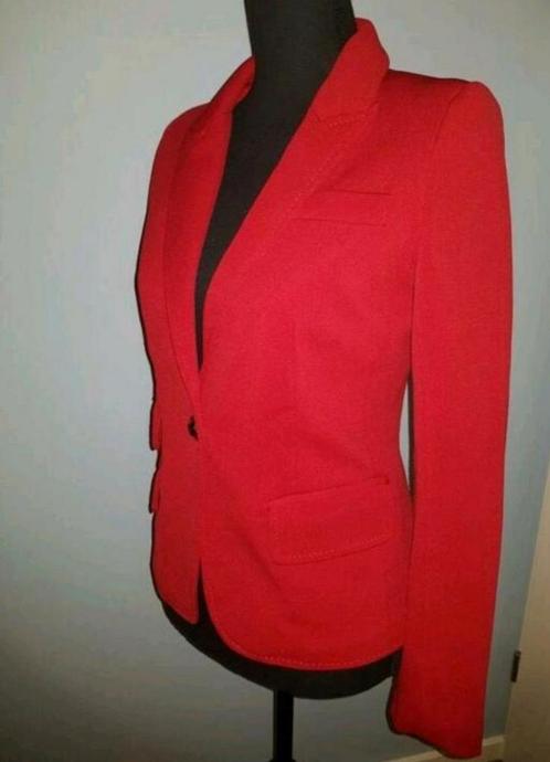 Zo goed als nieuw rode Osley
Jasje maat : 36, Kleding | Dames, Jasjes, Kostuums en Pakken, Zo goed als nieuw, Jasje, Maat 36 (S)