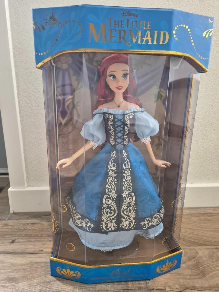 Disney Ariel Limited edition doll little mermaid, Verzamelen, Disney, Nieuw, Overige typen, Pocahontas of Kl. Zeemeermin, Ophalen of Verzenden