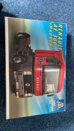 Italeri Renault AE 500 Magnum bouwmodel 1992, Ophalen, Italeri, Groter dan 1:32, Nieuw
