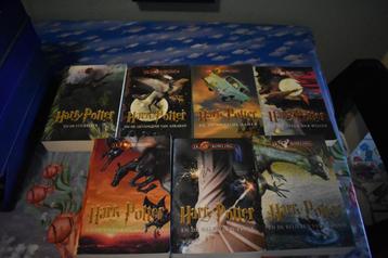 7 boeken van Harry Potter, complete serie beschikbaar voor biedingen