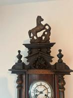 Antieke Wandklok met Paardenbeeld, Antiek en Kunst, Antiek | Klokken, Ophalen