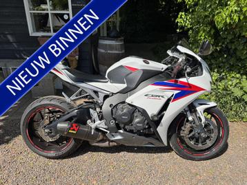 Honda CBR 1000RR Fireblade ABS AKRAPOVIC (bj 2013) beschikbaar voor biedingen