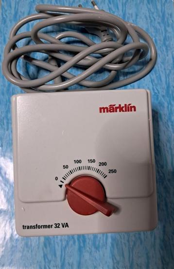 Märklin HO 6647 Transformator 32VA  beschikbaar voor biedingen