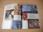 Boek, Quiltboek Cozy Cabin quilts, Boeken, Hobby en Vrije tijd, Ophalen of Verzenden, Zo goed als nieuw, Borduren en Naaien