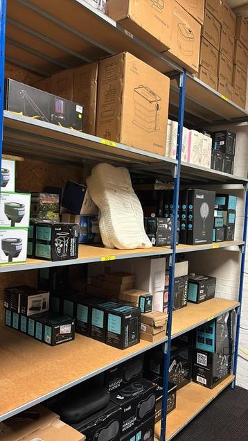 partij elektronische producten te koop — 400+ stuks beschikbaar voor biedingen