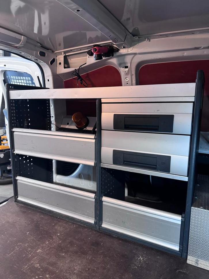 Bouwkast voor alle bestelwagens stevig, netjes voor gebruik!, Auto diversen, Autogereedschap, Ophalen