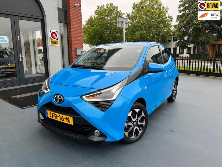 Toyota Aygo 1.0 VVT-i x-joy LMV AIRCO AUTOMAAT, Auto's, Toyota, Bedrijf, Te koop, Aygo, ABS, Achteruitrijcamera, Airbags, Airconditioning