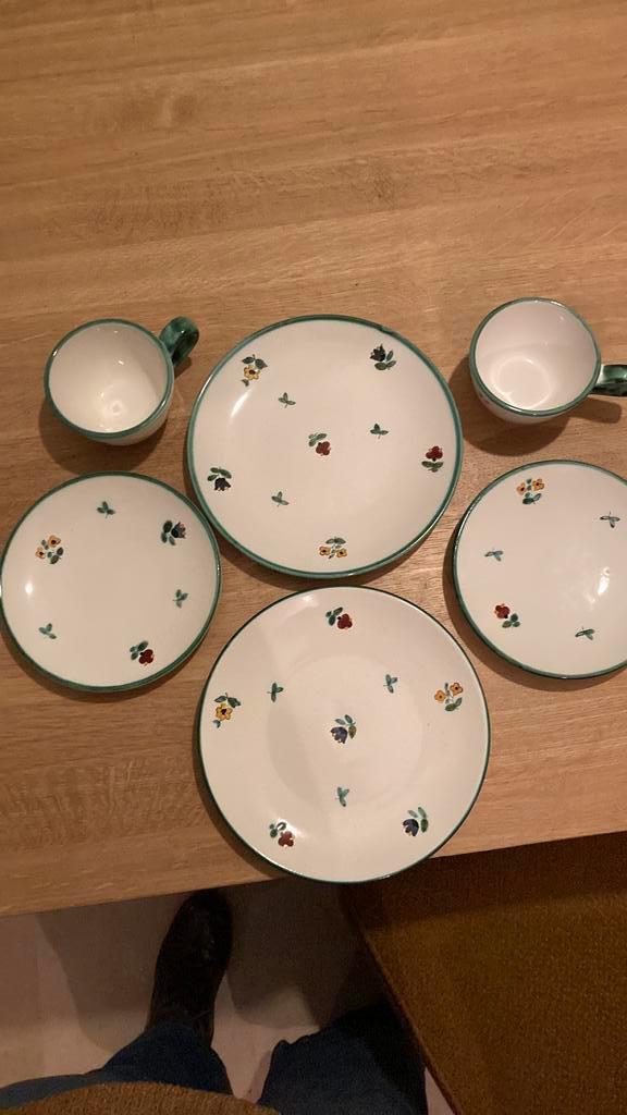 2 persoons onbijtsetje, Huis en Inrichting, Keuken | Servies, Zo goed als nieuw, Bord(en), Overige stijlen, Porselein, Ophalen of Verzenden