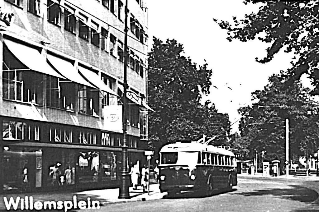 987379 Arnhem 1950 Perfin Gelopen met postzegel, Verzenden, 1940 tot 1960, Gelopen, Gelderland