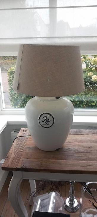 Mooie riviera maision tafel lamp izgst 70 euro beschikbaar voor biedingen