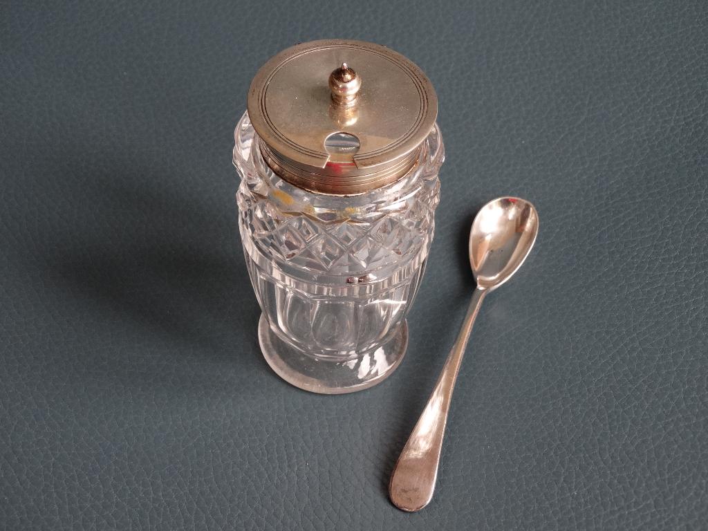 Antiek kristallen mosterdpot 1902, zilveren rand en deksel, Antiek en Kunst, Verzenden, Zilver