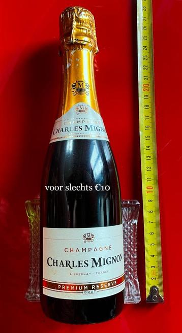 CHAMPAGNE & ACCESSOIRES beschikbaar voor biedingen