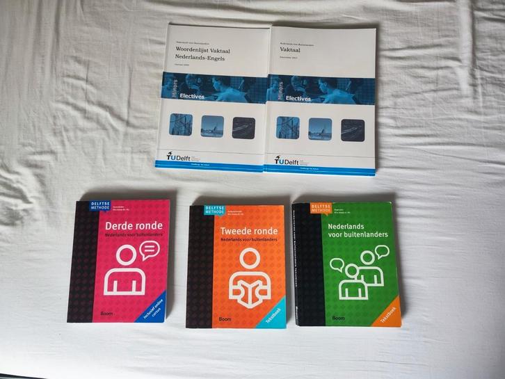Nederlands voor Buitenlanders language books. Level 0-B2, Boeken, Taal | Overige Talen, Zo goed als nieuw, Ophalen of Verzenden