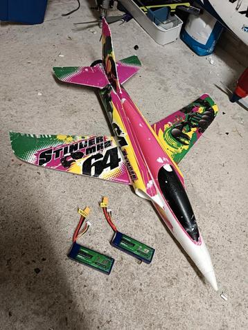 Stinger mk2 met 2 nieuwe lipos beschikbaar voor biedingen