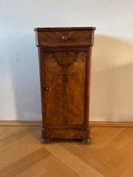 Antiek Frans nachtkastje in mahonie met notenhoutfineer, Ophalen