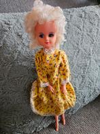 Barbie Madeliefje  vintage met Gele Jurk, Verzamelen, Ophalen of Verzenden, Gebruikt, Overige typen
