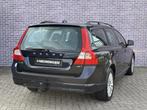 Volvo V70 2.5T Momentum | Young timer! | Stoelverwarming | T, Auto's, Volvo, Voorwielaandrijving, Blauw, 2521 cc, Handgeschakeld