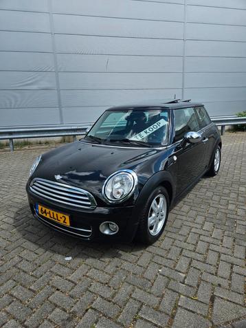 Mini 1.6 ONE 2010 Zwart beschikbaar voor biedingen