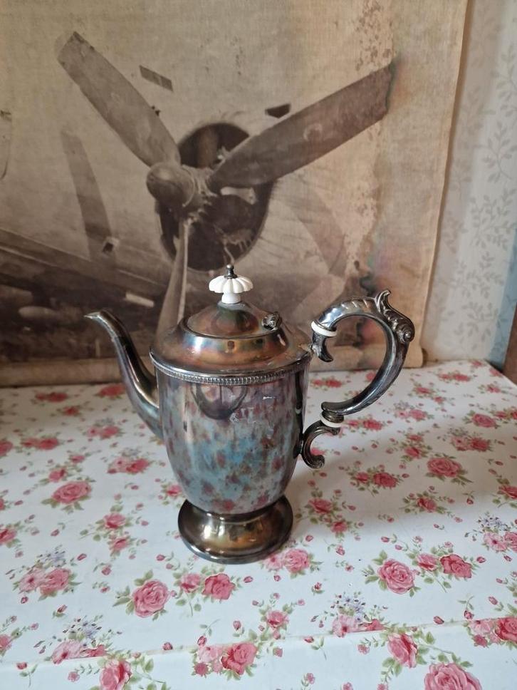 Antiek verzilverde koffiepot sheffield, Antiek en Kunst, Antiek | Keukenbenodigdheden, Ophalen of Verzenden
