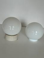 Wandlamp/plafoniere schroefkogel witte glazen bol, Glas, Gebruikt, Vintage, Ophalen