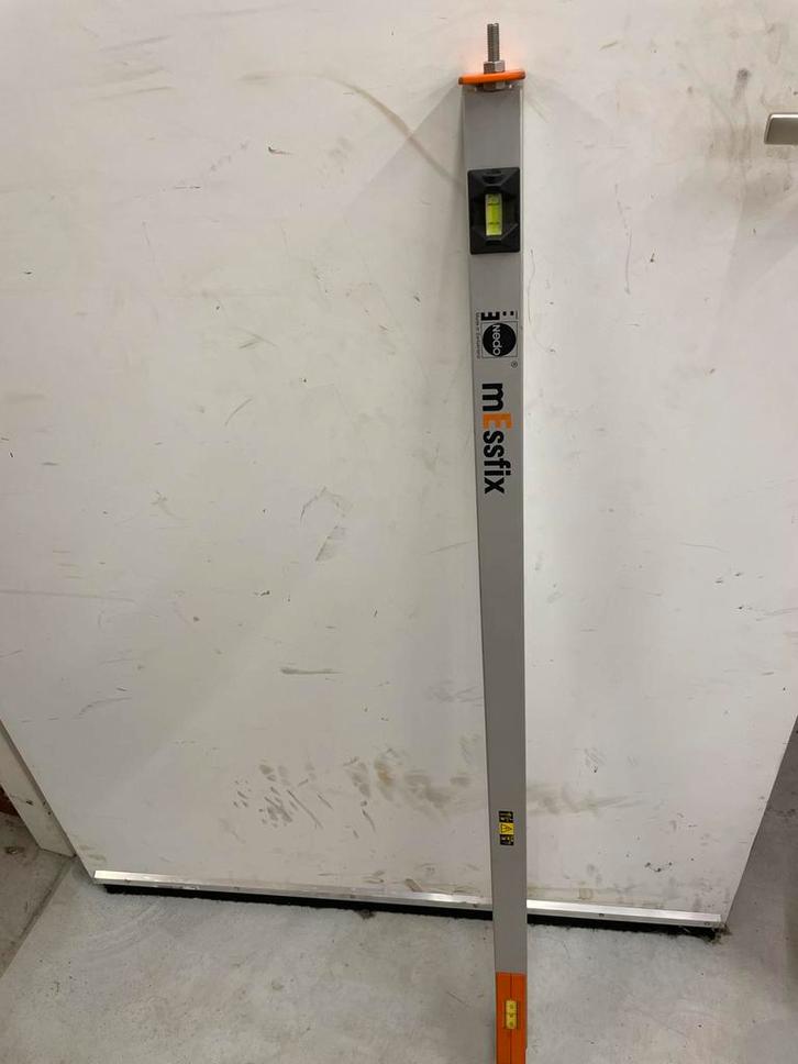 Nedo Messfix 5M Meetstok - Zo Goed Als Nieuw, Doe-het-zelf en Verbouw, Meetapparatuur, Zo goed als nieuw, Afstand, Ophalen of Verzenden