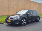 Volkswagen Golf 7 2.0 TDI 110KW 5D DSGZwart, Auto's, Volkswagen, 4 cilinders, Zwart, Origineel Nederlands, Bedrijf
