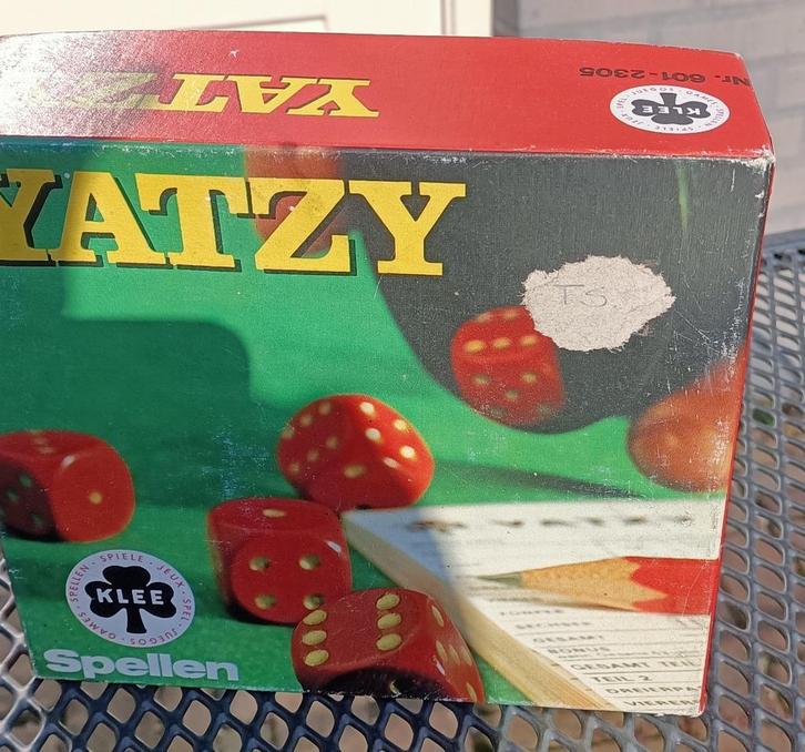 Yatzee, Hobby en Vrije tijd, Gezelschapsspellen | Bordspellen, Gebruikt, Ophalen of Verzenden