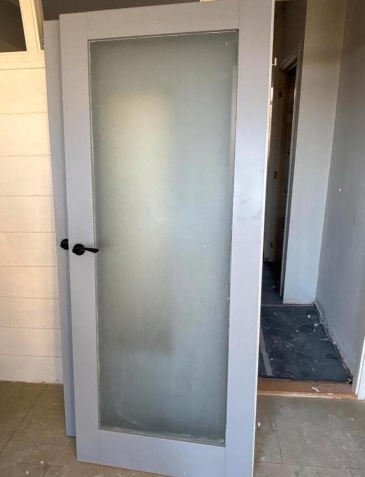 GRATIS twee binnendeuren, Doe-het-zelf en Verbouw, Deuren en Horren, Zo goed als nieuw, Binnendeur, 200 tot 215 cm, Ophalen