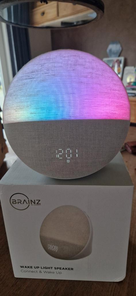 Brainz Wake Up Light Speaker - Nieuwstaat, Huis en Inrichting, Lampen | Tafellampen, Zo goed als nieuw, Minder dan 50 cm, Kunststof