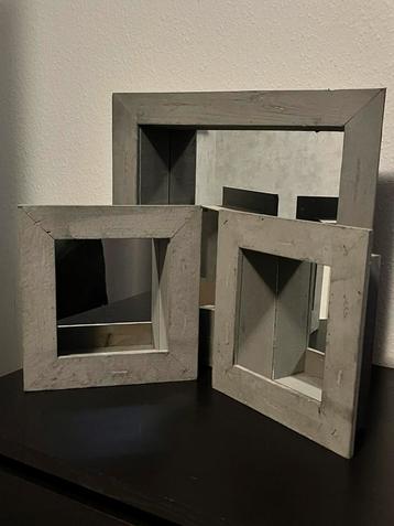 Set van 3 lijsten met spiegels beschikbaar voor biedingen