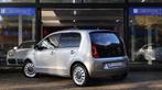 Volkswagen Up! 1.0 high up! 75PK|Pano|Airco|LMV|Netta auto, Voorwielaandrijving, Stof, Gebruikt, 4 stoelen