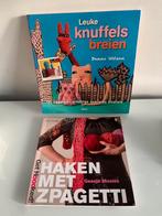 Twee brei-en haakboeken ‘Knuffels breien’ & Zpagetti, Ophalen of Verzenden, Zo goed als nieuw, Breien, Patroon of Boek