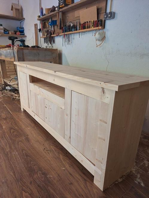 Tv meubel van terug gedroogd en geschaafd hout, Huis en Inrichting, Kasten | Ladekasten, Nieuw, Minder dan 100 cm, 25 tot 50 cm