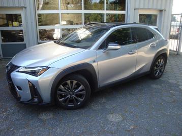 Lexus UX 250h F Sport Design (bj 2023, automaat) beschikbaar voor biedingen