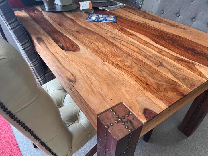 Houten eettafel met 1x Leren Chesterfield stoel, Huis en Inrichting, Tafels | Eettafels, Gebruikt, 50 tot 100 cm, 100 tot 150 cm