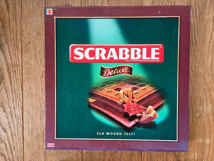 SCRABBLE DE LUXE, Hobby en Vrije tijd, Gezelschapsspellen | Bordspellen, Zo goed als nieuw, Een of twee spelers, Drie of vier spelers