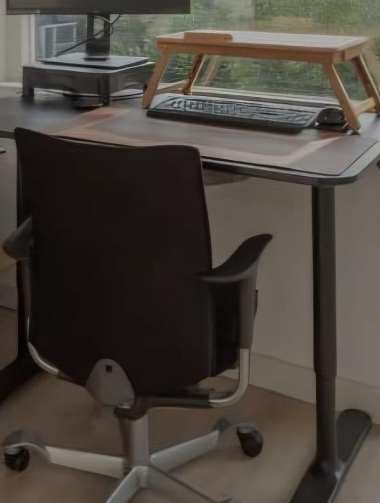 Zwart bureau Ikea 120 x 80 met kabelmanagement en opbergzak, Ophalen, Gebruikt