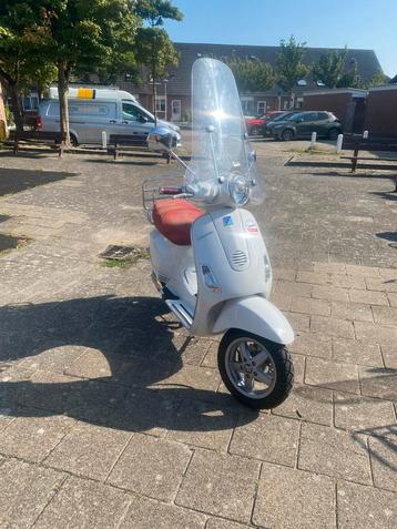GEZOCHT gratis opknap brommers in de buurt van Rijnsburg beschikbaar voor biedingen