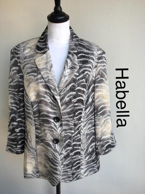 Habella Blazer  {mt: 38} 1643-3,5, Kleding | Dames, Jasjes, Kostuums en Pakken, Zo goed als nieuw, Maat 38/40 (M), Wit, Ophalen of Verzenden